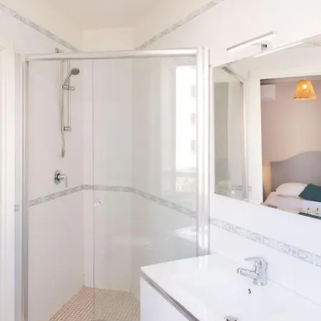 Prázdninový dům Proche Croisette Charmante Maison 4 Chb Terrasse Cannes