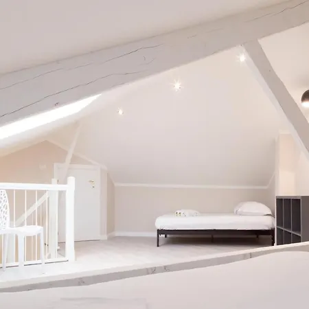 Prázdninový dům Proche Croisette Charmante Maison 4 Chb Terrasse *